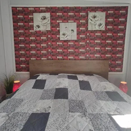 Mountain View Dimilia Fánai