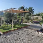 Mountain View Dimilia 펜션