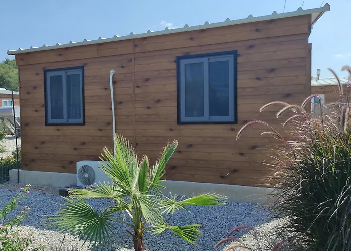 Mountain View Dimilia 펜션 *